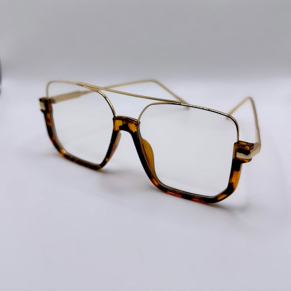 “Lauren” Oversized Square Aviator - Cheetah Frame