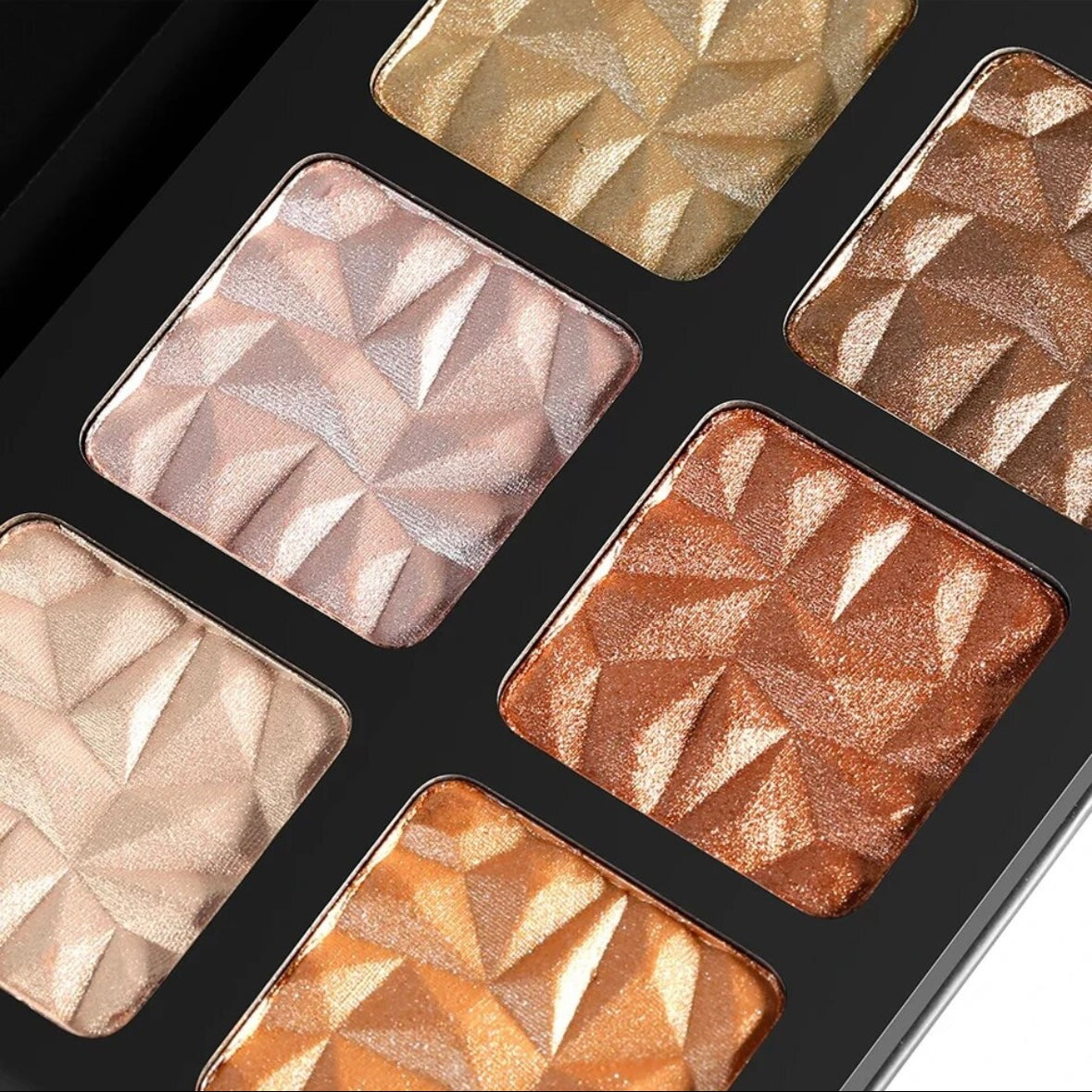 Glow Queen Highlighter Palette